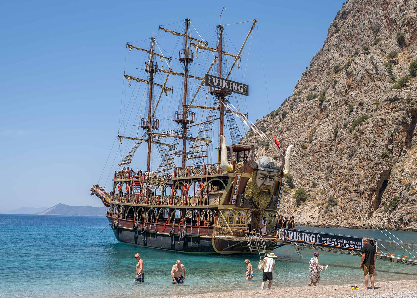 Ölüdeniz Kelebekler Vadisi Tekne Turu | Korsan Tekne Turu | Viking Konsept